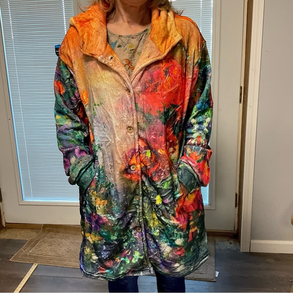 NWOT Crinkle Fall Autumn Jacket Rainbow Abstract Vibrant Colors Hood Long Sleeve